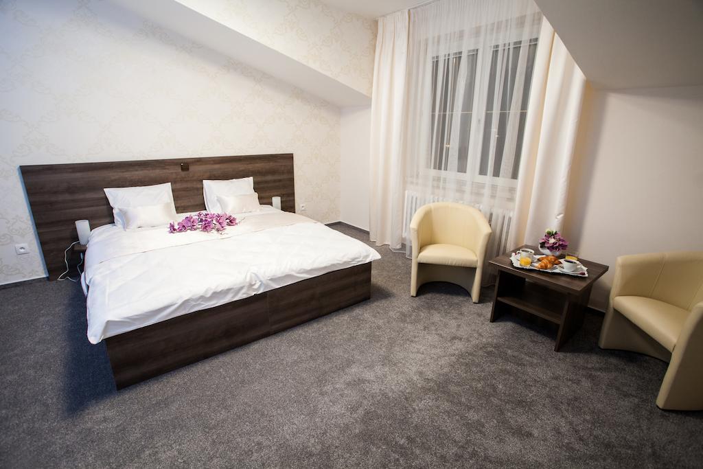 Penzion Olomouc Hotel Luaran gambar